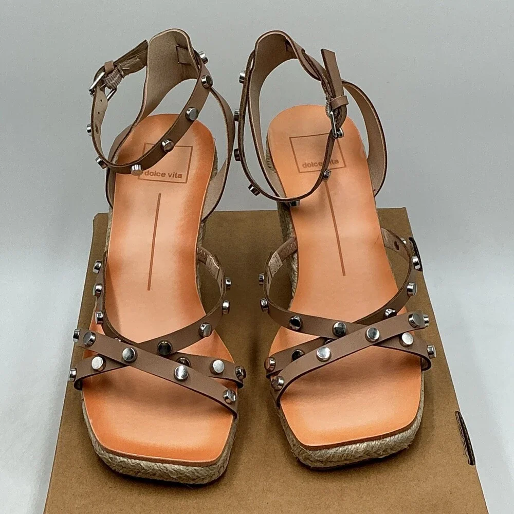 Dolce Vita Marika Sandals Womens 8 Natural Studded Wedge Heel Espadrille Eby4459